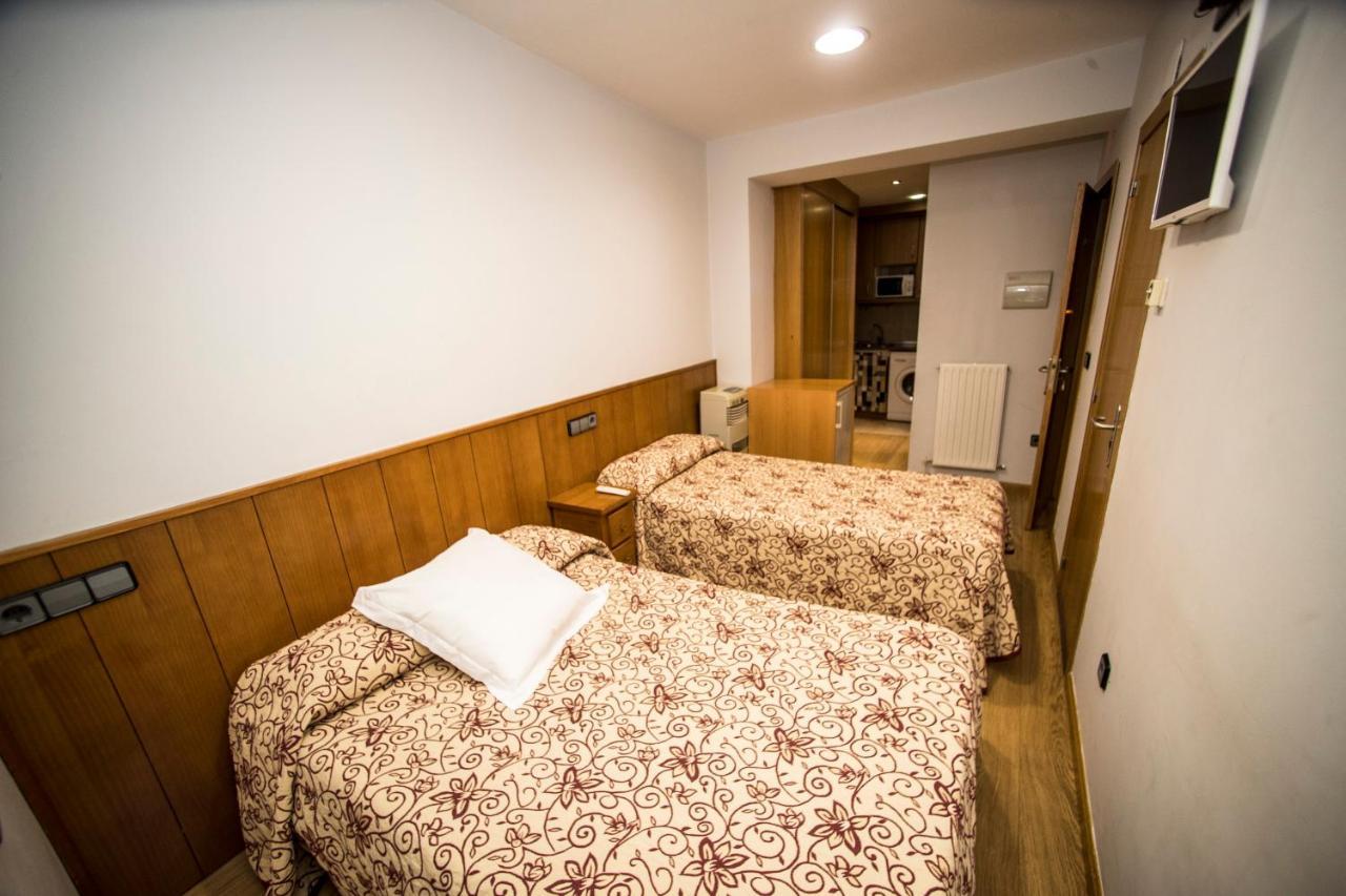 סוריה Hostal Caballeros מראה חיצוני תמונה